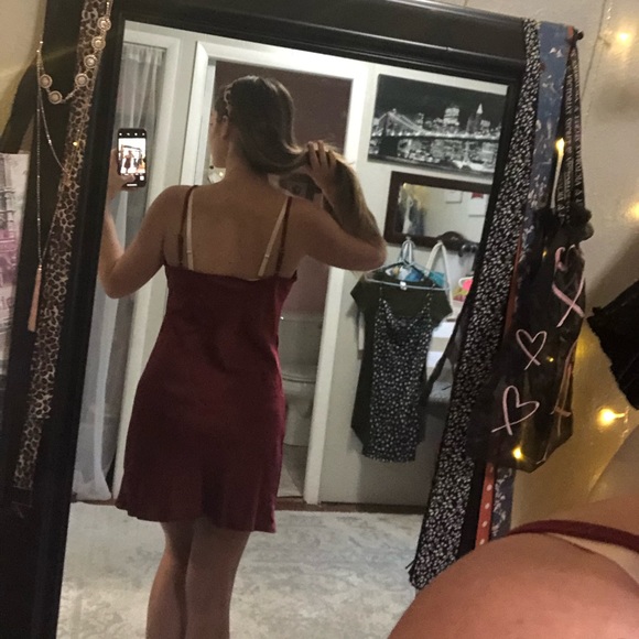 Dress or night slip - Picture 2 of 3